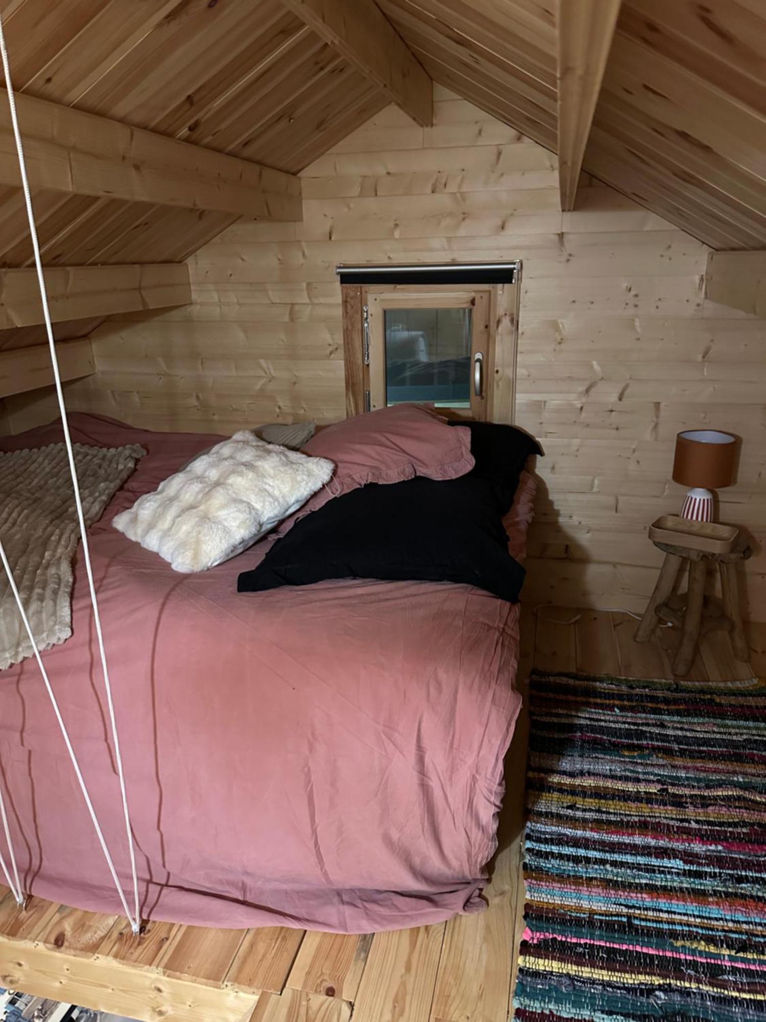 גראנוויל Maison En Bois 1 Chambre 4 Couchages Type Tiny House מראה חיצוני תמונה
